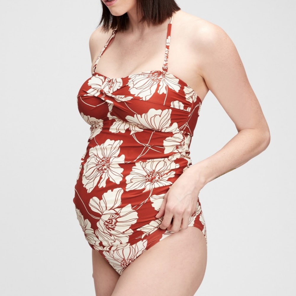 NWT- GAP Maternity - XS & S. Maternity Swim tanktini top